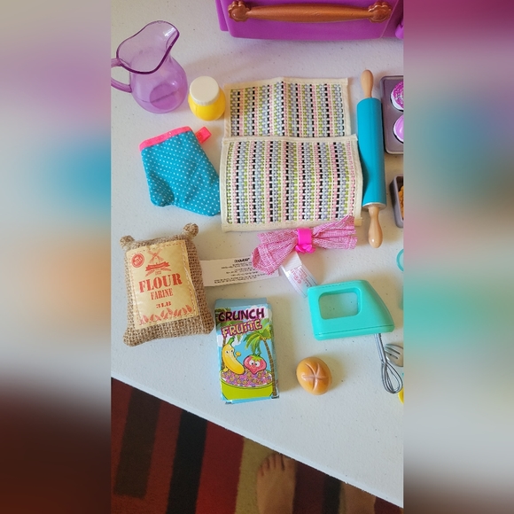 GUC Doll Kitchen with Accessories - Picture 2 of 12